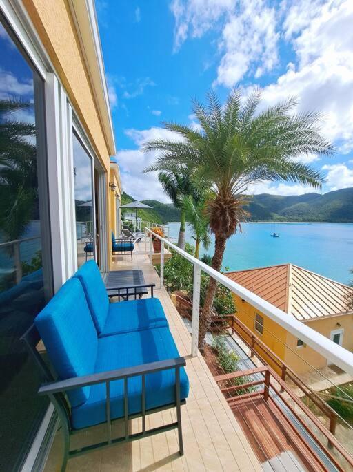Sailfish Villa Luxury Beachfront Estate Magens Bay Cruz Bay Екстер'єр фото
