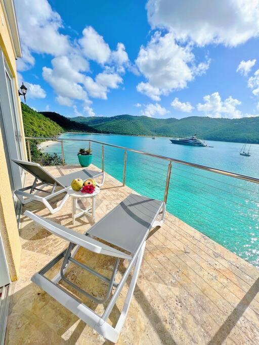 Sailfish Villa Luxury Beachfront Estate Magens Bay Cruz Bay Екстер'єр фото