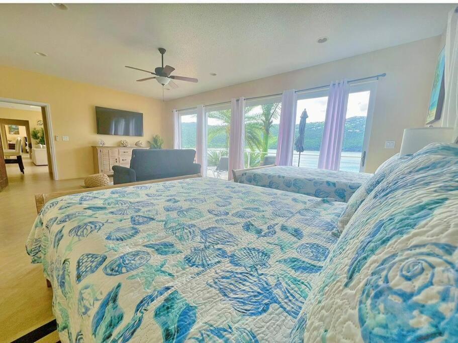 Sailfish Villa Luxury Beachfront Estate Magens Bay Cruz Bay Екстер'єр фото